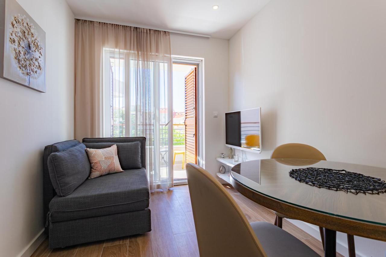 Apartmani Benzon Baška Voda Kültér fotó