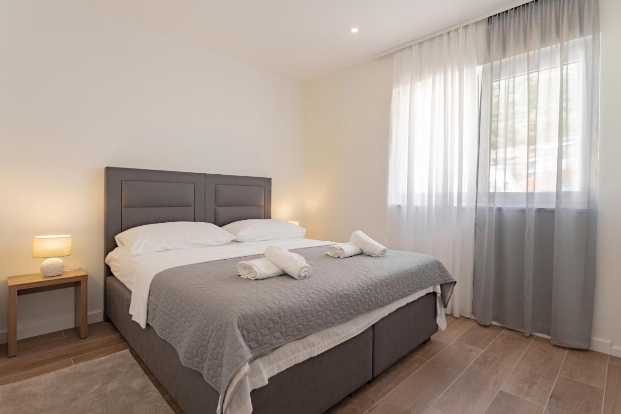 Apartmani Benzon Baška Voda Kültér fotó